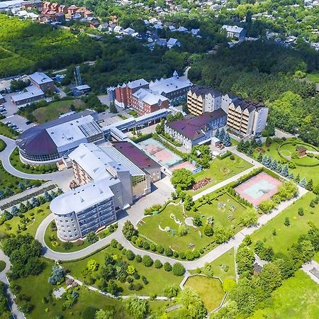 Sanatory Mashuk Aqua-Term Hotel Pyatigorsk Exterior foto