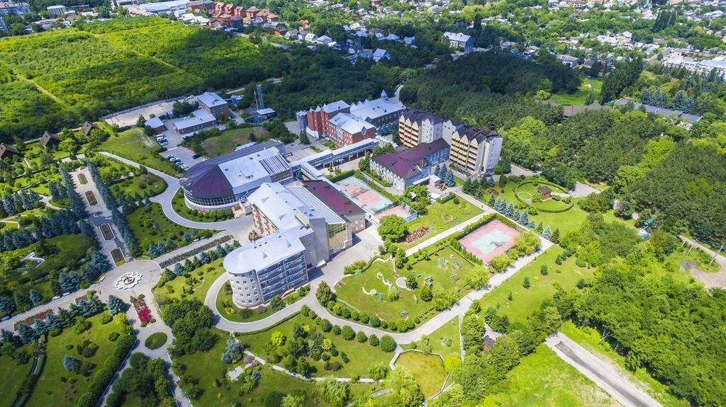 Sanatory Mashuk Aqua-Term Hotel Pyatigorsk Exterior foto